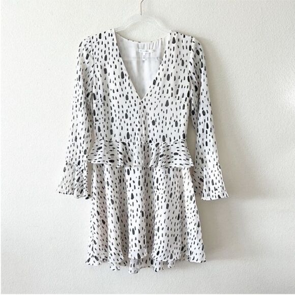 Avec Les Filles Long Sleeve VNeck Mini Dress Ruffled Peplum Waist - Picture 1 of 9